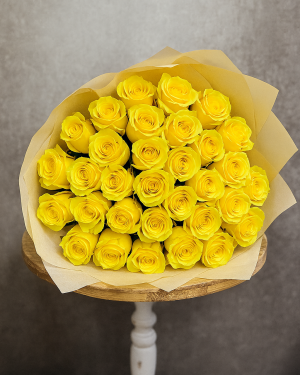50 Yellow roses bouquet