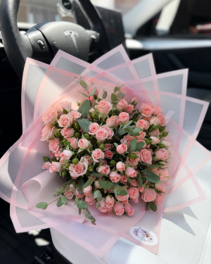 Spray roses bouquet