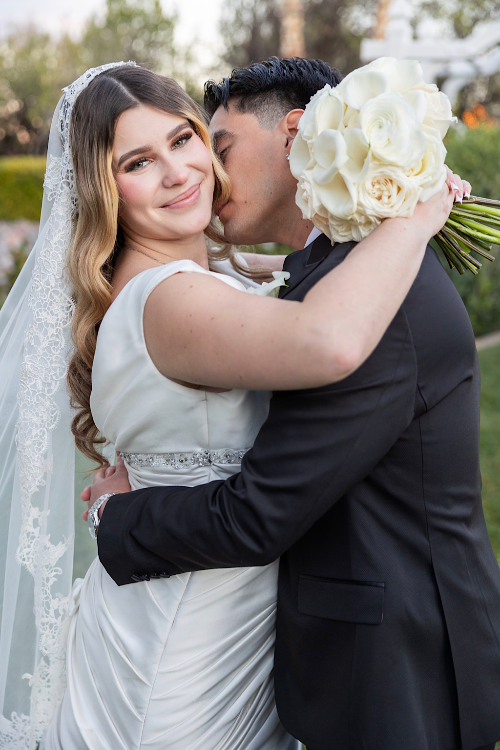 Bridal bouquet roses and callas